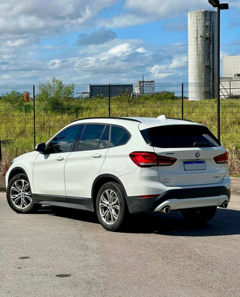 BMW X1 SDRIVE 20i Turbo - Image 7