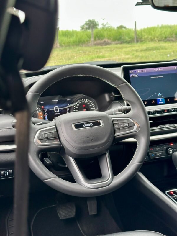 JEEP COMPASS LONGITUDE T270 - Imagem 4