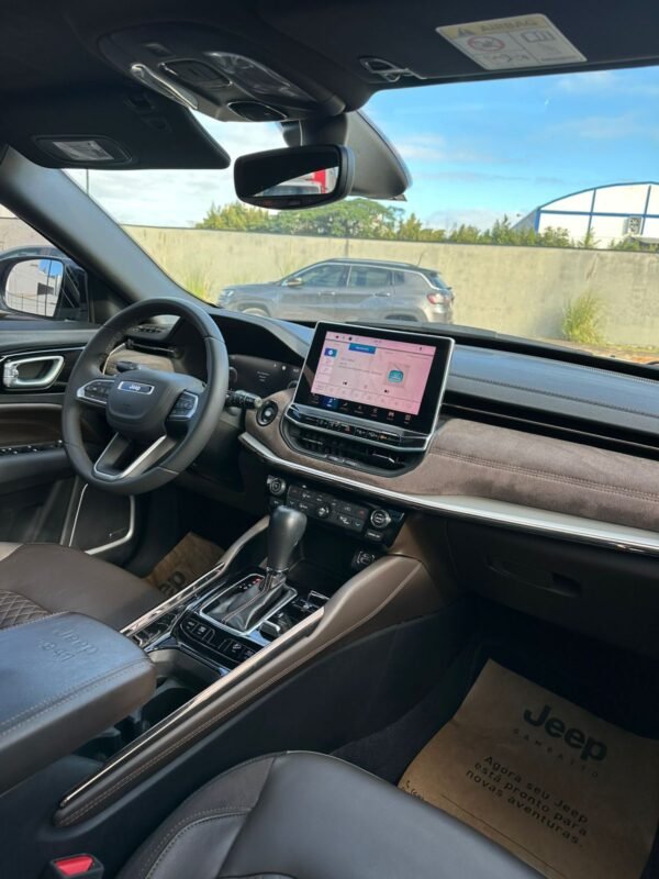JEEP COMMANDER OVERLAND TD380 - Imagem 3