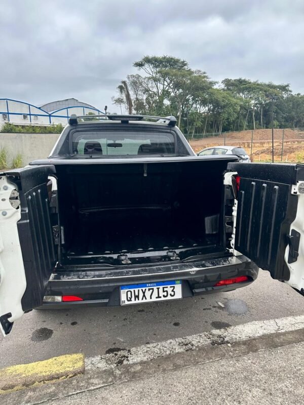 FIAT TORO FREEDOM 1.8 FLEX - Imagem 5