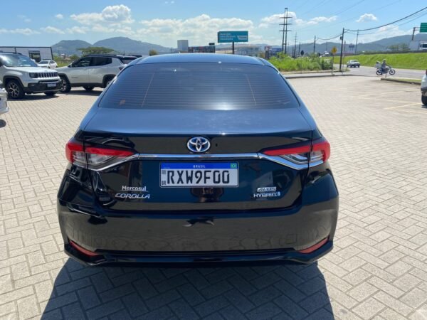 TOYOTA COROLLA ALTIS PREMIUM 1.8 HYBRIDO - Imagem 8
