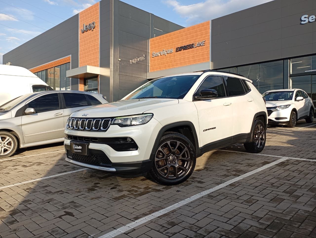 JEEP / COMPASS LONG. T270 1.3 TB 4X2 FLEX AUT.